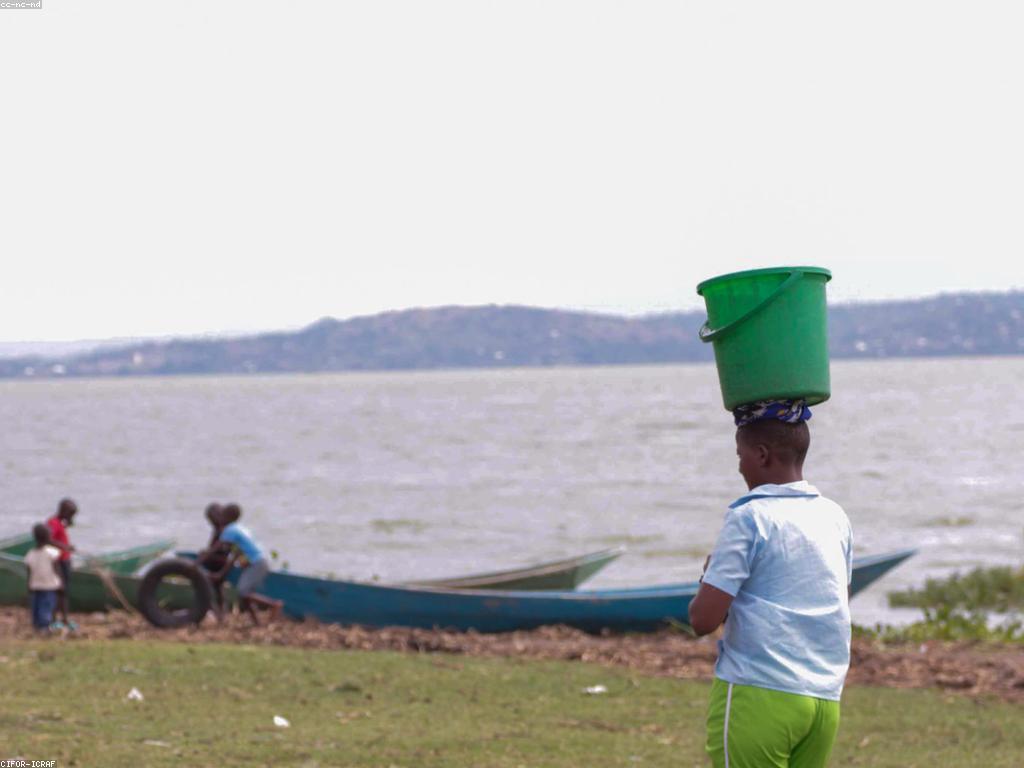 ឱកាសនិងអត្ថប្រយោជន៍នៃការរស់នៅយ៉ាងអន្ដហប្រយោជន៍