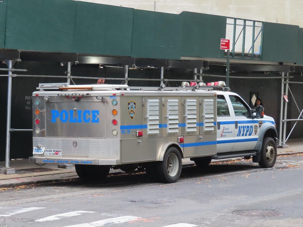 សុវត្ថិភាពនិងភាពជឿជាក់៖ អំពីការការពារនិងការជឿជាក់ក្នុងការងារ