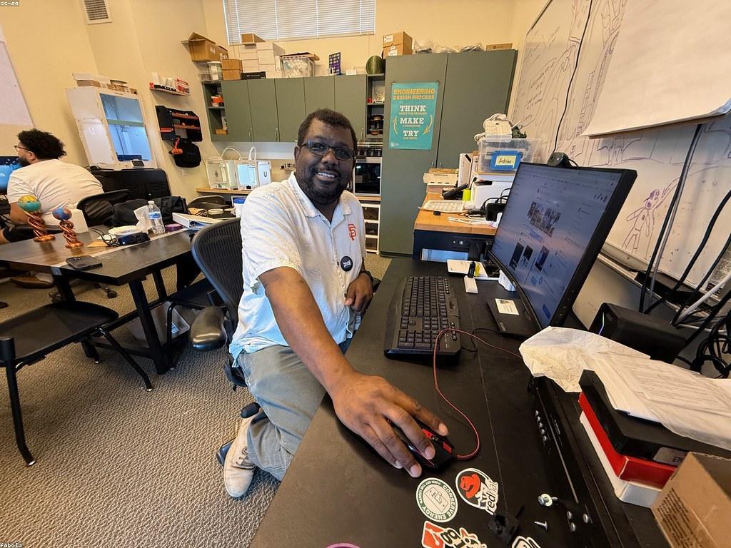 ឱកាសនិងអត្ថប្រយោជន៍នៃការរៀនតាមអ៊ីនធឺណិត