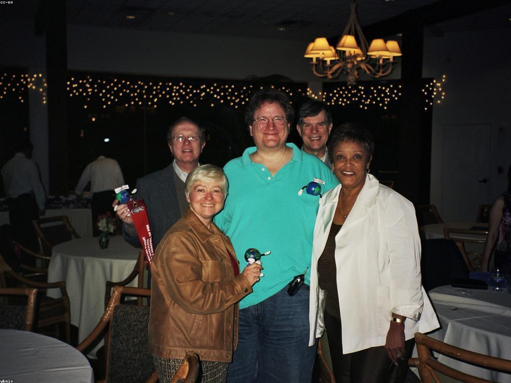 ការពិចារណាការលេង: អត្ថប្រយោជន៍ និងវិធីសាស្ត្រក្នុងការលេង